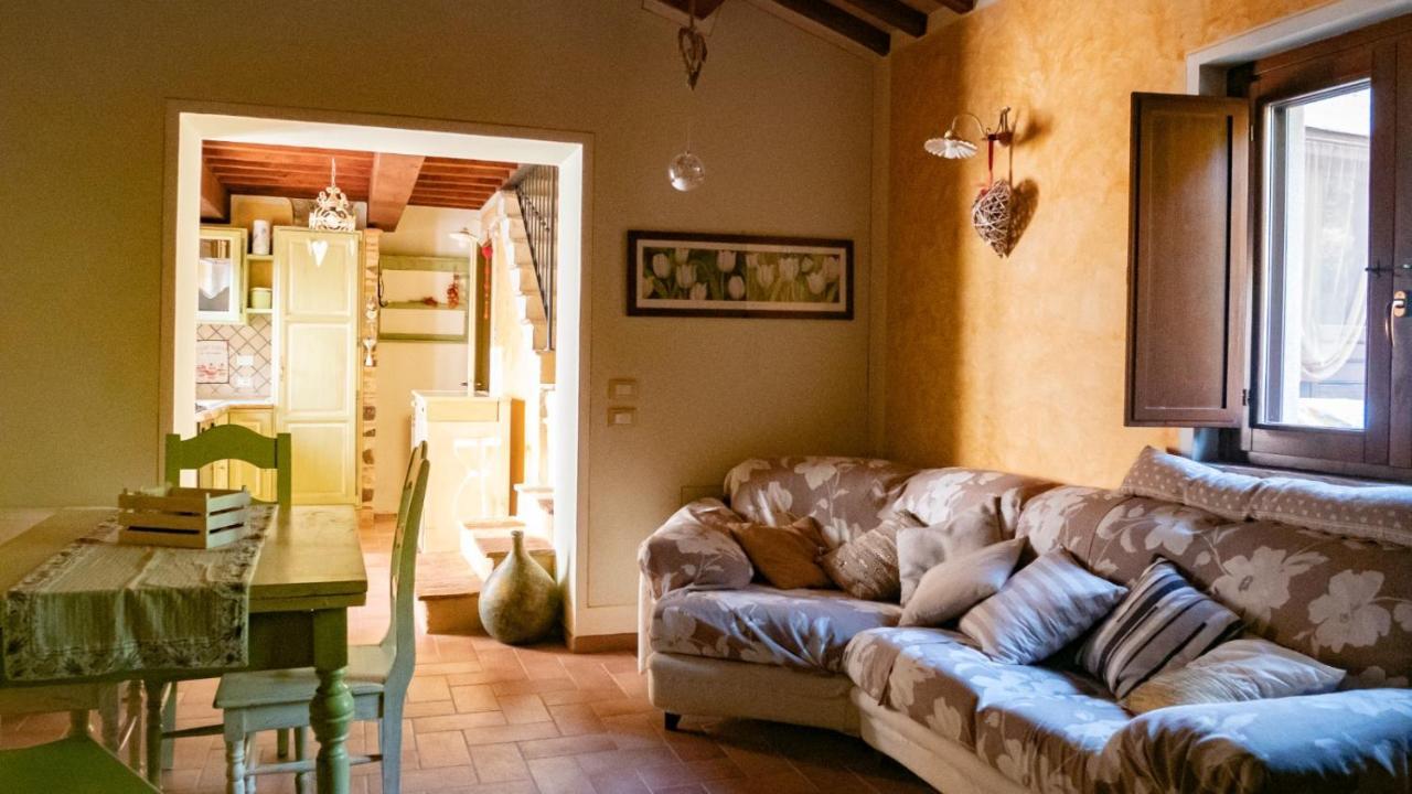 Il Casale Di Fiore Cannara Buitenkant foto
