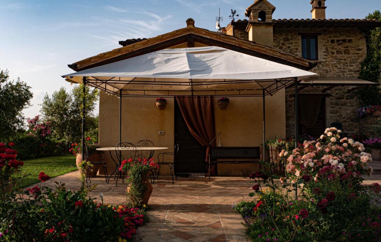 Il Casale Di Fiore Cannara Buitenkant foto