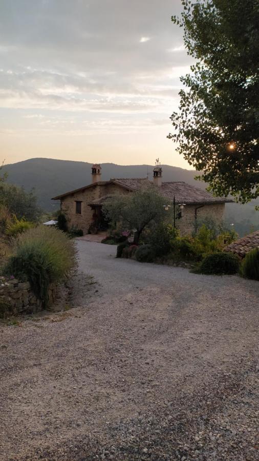 Il Casale Di Fiore Cannara Buitenkant foto