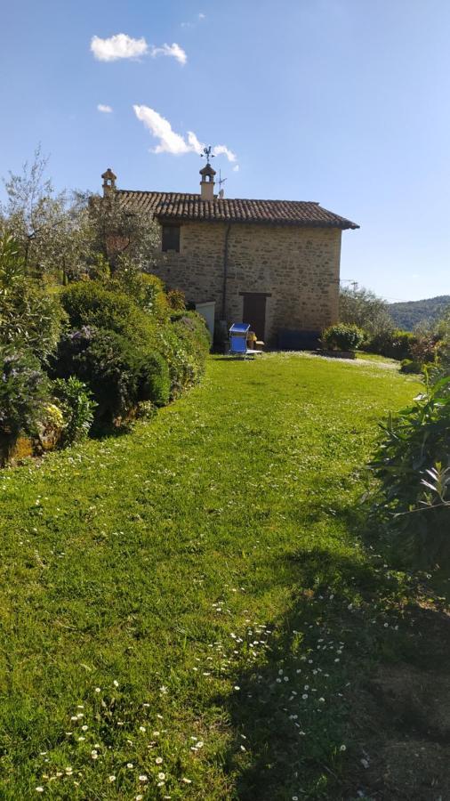 Il Casale Di Fiore Cannara Buitenkant foto